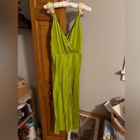 Doen, Claire, medium NWT 100 percent silk - Picture 3 of 4